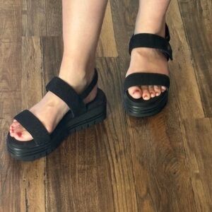 NEW IN BOX: Women's Black Platform Sandals